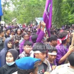 Tolak RKUHP, Mahasiswa di Konawe Duduki Kantor DPRD Tolak RKUHP, Mahasiswa di Konawe Duduki Kantor DPRD