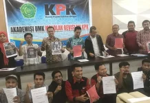 Revisi UU Lemahkan KPK, Ramai-ramai Akademisi dan CSO di Kendari Tolak RUU Revisi UU Lemahkan KPK, Ramai-ramai Akademisi dan CSO di Kendari Tolak RUU