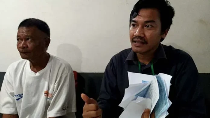 Pria Kaya Raya Ini Jatuh Miskin Setelah Diceraikan Istri