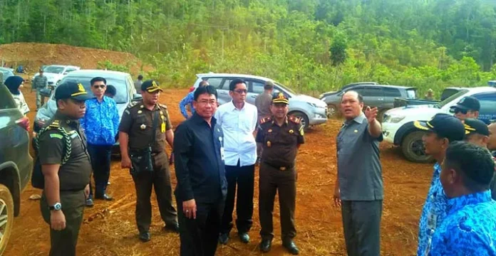 Kajati Sultra Sambangi Korban Banjir di Konut