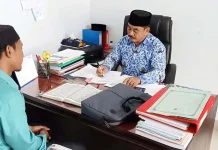 Kemenag Kolut: Banyak Cakades Tak Lancar Baca Alquran Kepala Bagian Tata Usaha (TU) Kemenag Kolut Sudianto