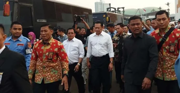 Gegara Tembakan Gas Air Mata Ketua DPR RI Batal Temui Mahasiswa