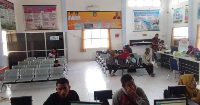 Jumlah Permintaan Pelayanan Administrasi di Konsel Menurun Selama Operasi Patuh