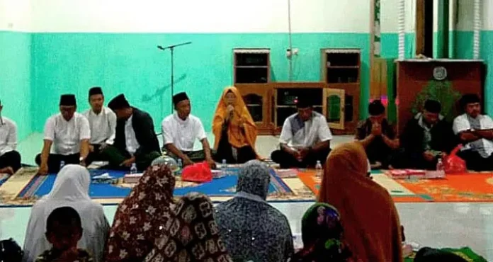 Semarakkan Tahun Baru Islam, Masyarakat Konut Gelar Pawai Obor
