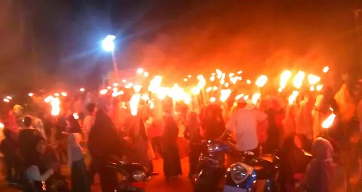 Semarakkan Tahun Baru Islam, Masyarakat Konut Gelar Pawai Obor 