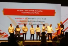 KPU Mubar Raih Peringkat 3 Daftar Pemilih Terbaik Berkualitas KPU Mubar Raih Peringkat 3 Daftar Pemilih Terbaik Berkualitas