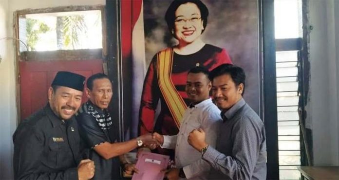 Febri Hidayat Buktikan Keseriusannya Maju di Pilkada Wakatobi