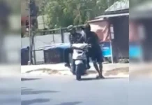 Cegah Kabur dari Sweeping, Polwan di Kendari Tumpangi Motor Pengendara Cegah Kabur dari Sweeping, Polwan di Kendari Tumpangi Motor Pengendara
