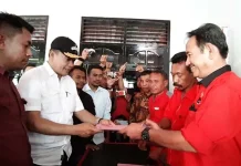 Serius Maju Pilkada Muna, Rajiun Resmi Daftar di PDIP Serius Maju Pilkada Muna, Rajiun Resmi Daftar di PDIP