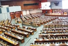 DPR RI Sahkan Pimpinan Baru KPK DPR RI Sahkan Pimpinan Baru KPK