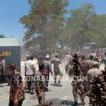 Pemkab Konsel Tegaskan Tak Alihkan Pembangunan Asrama Mahasiswa Aksi Tuntut Pembangunan Asrama Mahasiswa Konsel Ricuh, Pengunjuk Rasa Terluka