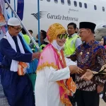 Sambut Kedatangan 122 Jemaah Haji, Ini Harapan Bupati Konsel Sambut Kedatangan 122 Jemaah Haji, Ini Harapan Bupati Konsel