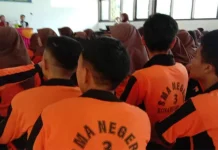 Sasar Pemilih Pemula, Bawaslu Konsel Sosialisasi ke Sekolah Sasar Pemilih Pemula, Bawaslu Konsel Sosialisasi ke Sekolah