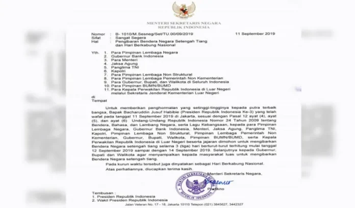 Kepala Daerah Diminta Instruksikan Masyarakat Kibarkan Bendera Setengah Tiang