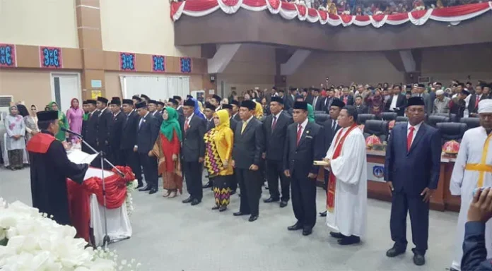 30 Anggota Legislatif Kolaka Resmi Dilantik