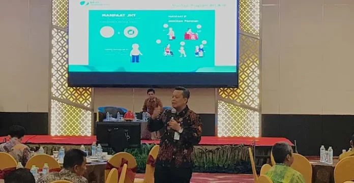 Asisten Deputi (Asdep) Bidang Kepesertaan Skala Menengah BPJS Ketenagakerjaan Deni Suwardani