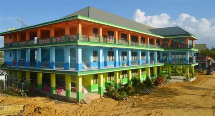 MI dan Pesri Kendari Raih Akreditasi A