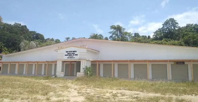 Pasar Rakyat Mangolo kolaka