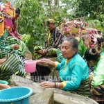 Cerita dari Puncak Siontapina, Ritual Sakral dan Lestarinya Hutan Cerita dari Puncak Siontapina, Ritual Sakral dan Lestarinya Hutan