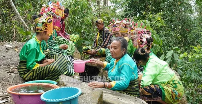Cerita dari Puncak Siontapina, Ritual Sakral dan Lestarinya Hutan