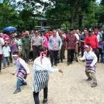 Camat Wakorumba Utara Keluhkan Ambulans ke Bupati Camat Wakorumba Utara Keluhkan Ambulans ke Bupati