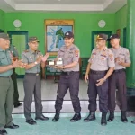 HUT TNI ke 74, Polsek Kulisusu Sambangi Koramil Kulisusu HUT TNI ke 74, Polsek Kulisusu Sambangi Koramil Kulisusu