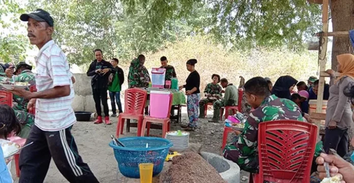 cerita_ibubu Cerita Ibu-ibu tentang TNI Masuk Desa di Busel