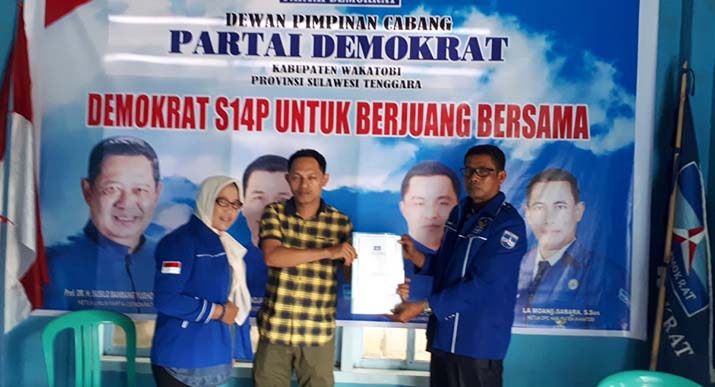 10 Figur Balon Kada di Wakatobi Berebut Pintu Partai