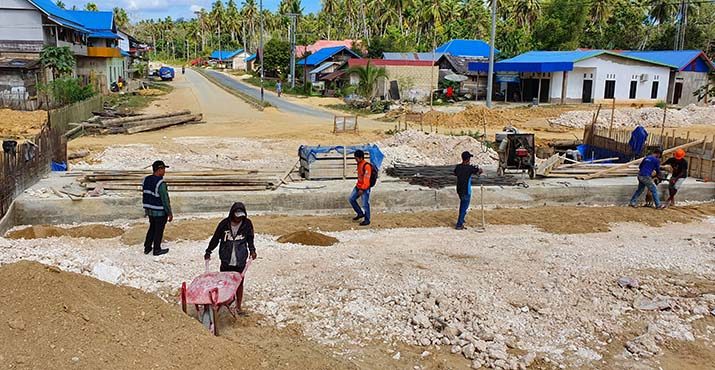 Pembangunan Jembatan di Sungai Bahopondi Konkep Capai 60 Persen