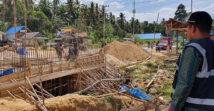 Pembangunan Jembatan di Sungai Bahopondi Konkep Capai 60 Persen