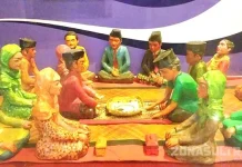 Kalosara dari Dulu hingga Kini: Merawat Perdamaian, Mengokohkan Persatuan (Bagian 1) Kalosara dari Dulu hingga Kini: Merawat Perdamaian, Mengokohkan Persatuan (Bagian 1)