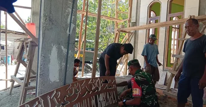 TNI Segera Rampungkan Pembangunan Masjid Masiri Busel