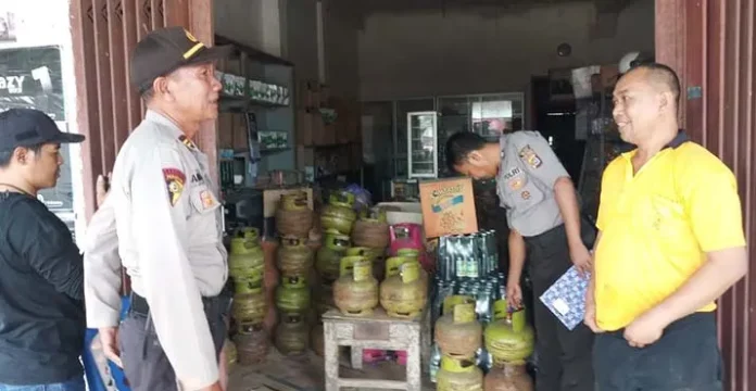 Pantau Harga Gas LPG, Polsek Rate-rate Gelar Monitoring