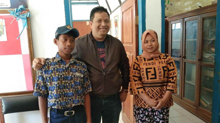 Kisah Zuhri Selamatkan Foto Bupati Muna Saat Kebakaran SDN 7 Lasalepa