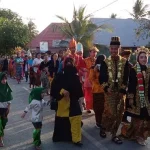 HSP 91, Seribu Siswa SMAN 1 Kulisusu Pawai Kenakan Pakaian Adat Nusantara HSP 19, Seribu Siswa SMAN 1 Kulisusu Pawai Kenakan Pakaian Adat Nusantara