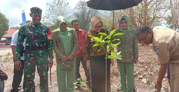 TNI Diharap Bekali Masyarakat Busel Nilai Nasionalisme