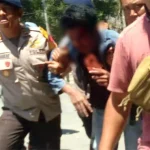 Seorang Anggota Intel Polda Sultra Diamuk Massa Seorang Anggota Intel Polda Sultra Diamuk Massa