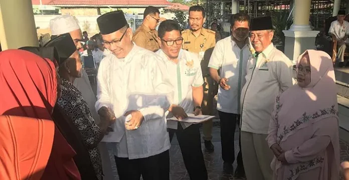 Baznas Kendari Salurkan Zakat Senilai Rp227 Miliar