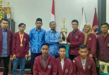 Atlet USN Kolaka Raih Medali Perak di Kejurnas Pencak Silat Atlet USN Kolaka Raih Medali Perak di Kejurnas Pencak Silat