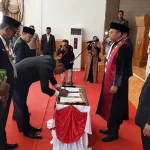 3 Pimpinan DPRD Wakatobi Resmi Dilantik 3 Pimpinan DPRD Wakatobi Resmi Dilantik