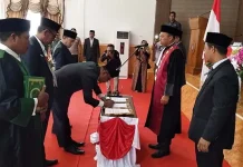 3 Pimpinan DPRD Wakatobi Resmi Dilantik 3 Pimpinan DPRD Wakatobi Resmi Dilantik