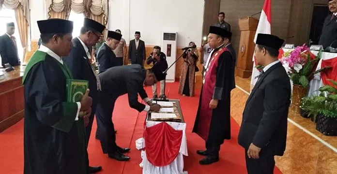 3 Pimpinan DPRD Wakatobi Resmi Dilantik