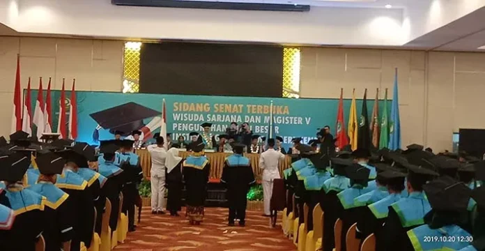 Wisudakan 550 Lulusan, Ini Pesan Rektor IAIN Kendari