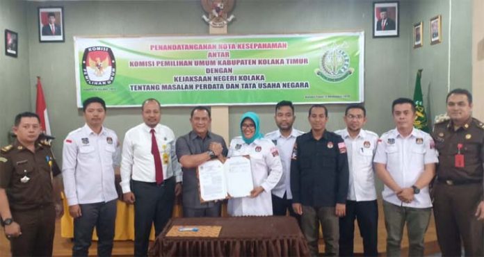 KPU Koltim dan Kajari Kolaka Tandatangani MoU Bidang Datun