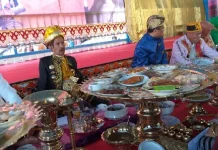 Pakande-kandea Spektakuler, 1.000 Talang Kelilingi Benteng Keraton Buton