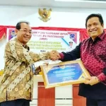 Di Tangan Rusman, Pemda Muna ‘Hactrik’ Raih WTP Di Tangan Rusman, Pemda Muna 'Hactrik' Raih WTP