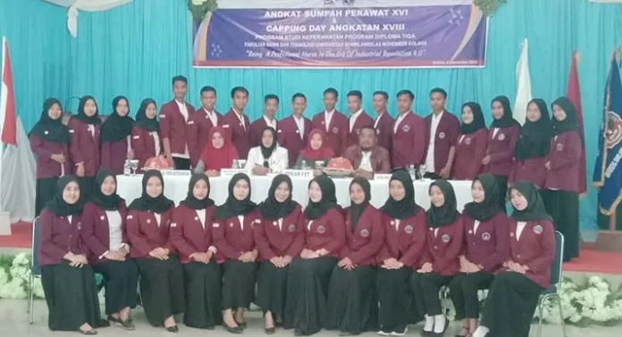 30 Mahasiswa Akper USN Kolaka Diambil Sumpah Profesi