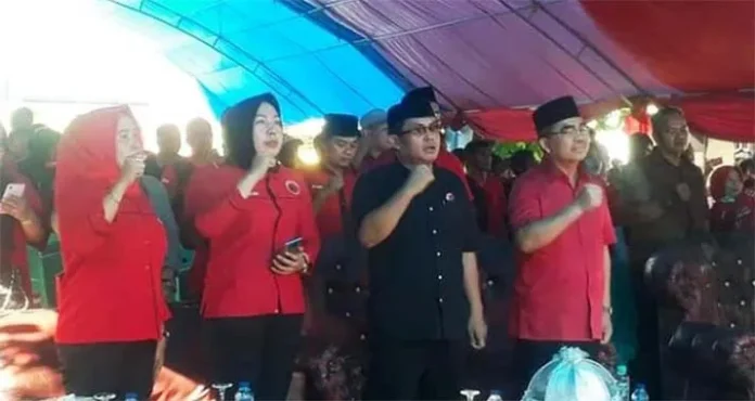 butur Kukuhkan Pengurus Ranting, Ini Pesan Ketua DPC PDIP Butur