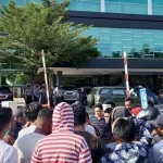 Meski Didemo, Nikita Mirzani Tetap Tampil di Kendari Meski Didemo, Nikita Mirzani Tetap Tampil di Kendari