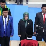 Politisi Demokrat Resmi Jabat Ketua DPRD Kolut Politisi Demokrat Resmi Jabat Ketua DPRD Kolut